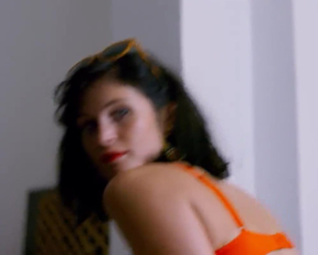 Adèle Exarchopoulos, Gemma Arterton - Orpheline