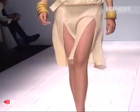 Djosefin Maurer topless catwalk