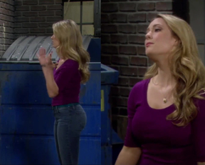 Briga Heelan sexy - Ground Floor