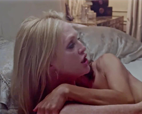 Julianne Moore, Jennifer Gibson nude - Maps To The Stars