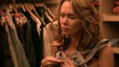 Nothing To Wear - Film nackt