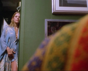 Laura Gemser  Ely Galleani - Emanuelle In Bangkok - Film nackt