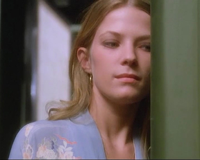 Laura Gemser  Ely Galleani - Emanuelle In Bangkok - Film nackt