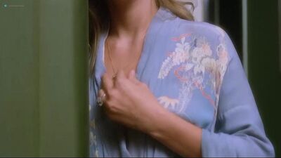 Laura Gemser  Ely Galleani - Emanuelle In Bangkok - Film nackt